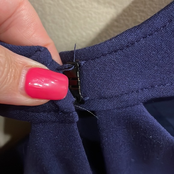 NWT HALSTON  HERITAGE cut out dress long sleeve fitted stretch midnight blue 4 - Picture 6 of 13